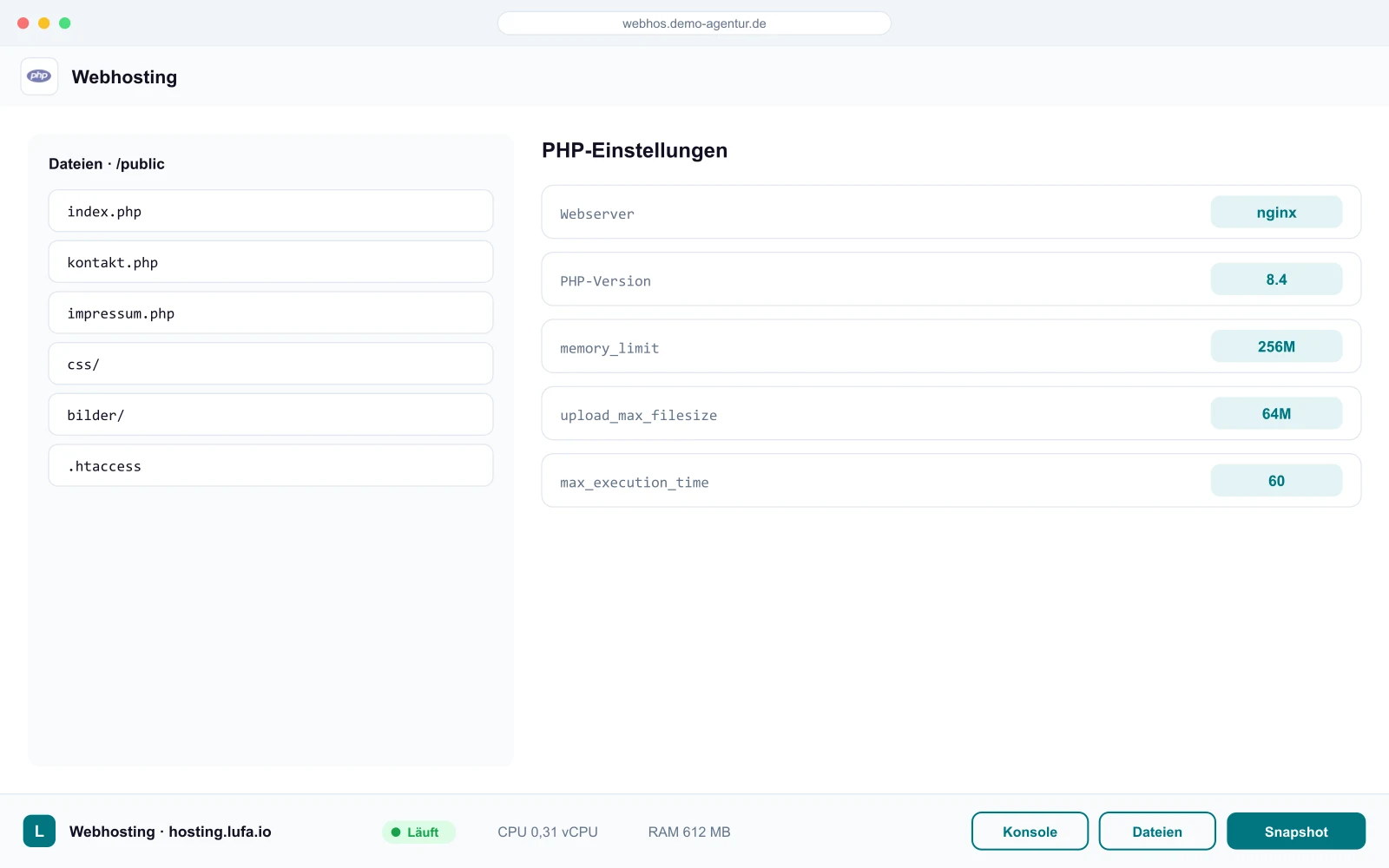 Dateiliste eines Webspace und PHP-Einstellungen mit Webserver und PHP-Version, darunter die Panel-Leiste von hosting.lufa.io